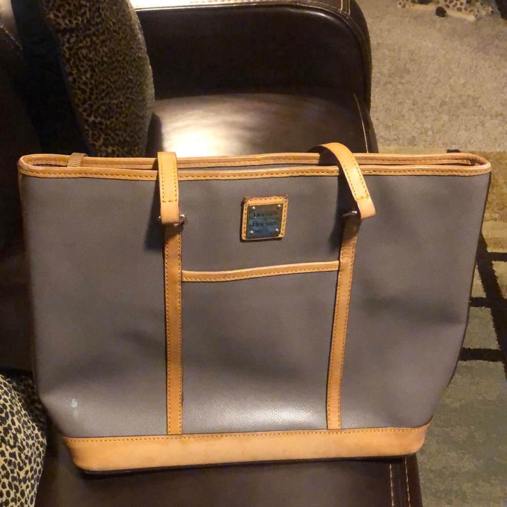 Dooney and Bourke purse